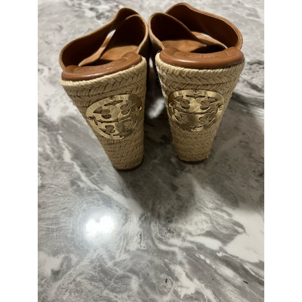 Women's Tory Burch Brown Wedge Sandals Size 8.5 - Picture 4 of 9